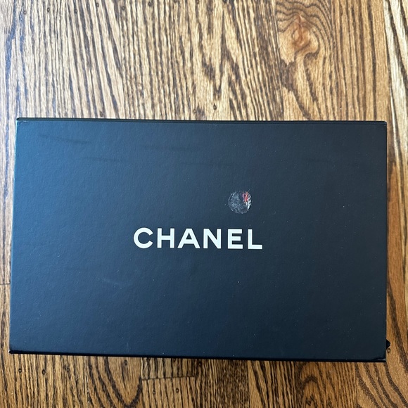 Authentic Chanel Casual Trip Camera Bag Cruise White Mini Crossbody - Picture 5 of 7